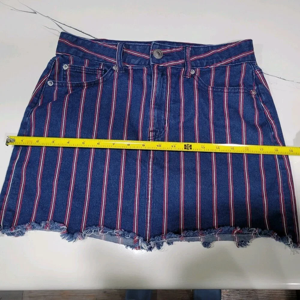 American Eagle Hi Rise Mini Skirt Womens 6 R Striped Cut Off Super Stretch B2
